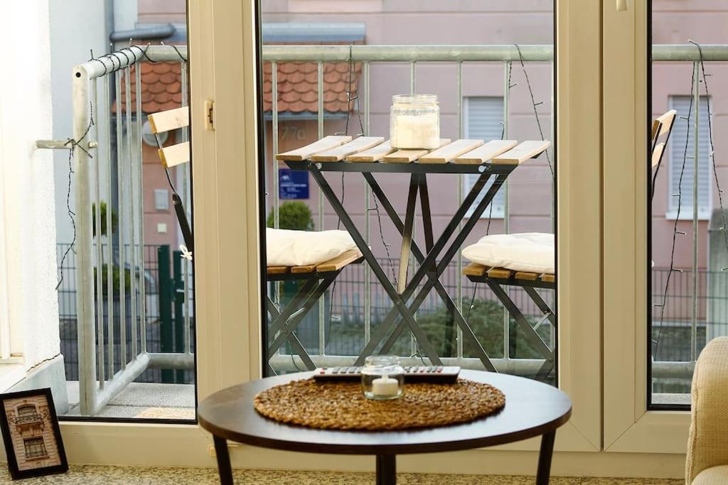 Gemuetliche Wohnung In Бад-Хомбург-фор-дер-Хёэ Экстерьер фото
